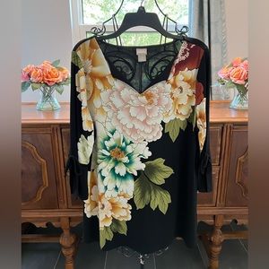 Chico’s Size 2 (large) 3/4 sleeve tunic black with floral pattern on front